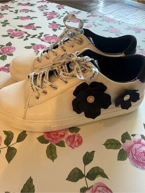 Karl Lagerfeld White Sneakers with Black Floral Appliqués